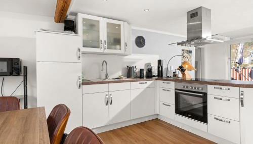 Tucan - Rooftop Terrace with View, BBQ, PS4+Stream - Foto 4, stove, dishwasher, toaster