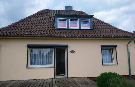 GästeHaus „Barbara” mit Garage in 26919 Brake - Foto 2