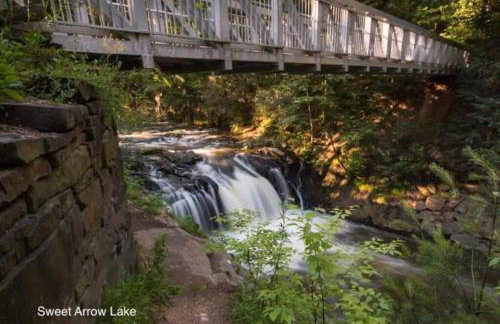 Cozy Small Studio Retreat by the River - Foto 31