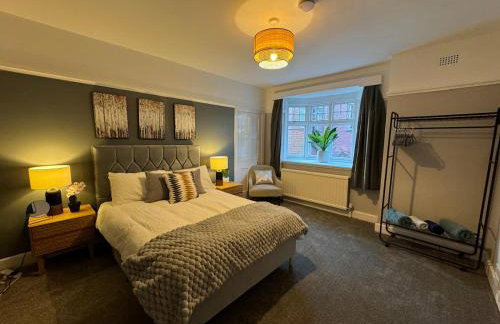 Very Large Central Property - Foto 56