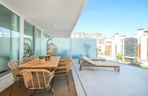 Med Two luxury apartment with sea view - Photo 4
