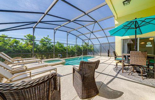 #463-Fabulous 4 bed villa with south facing private pool and spa overlooking water - Foto 28