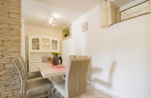 Toncica Sunny terrace with seaview and shaded BBQ area - Foto 10