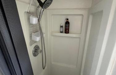 Midtown Charm: 1BR Urban Pad - Foto 26