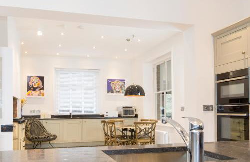 Queen Ann's Close - Photo 12