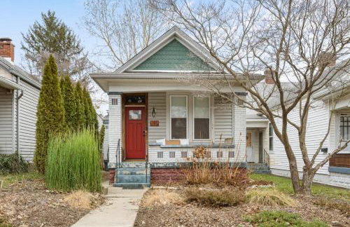 Charming City Home with Patio Fire Pit & Record Player-Family Friendly - Foto 29