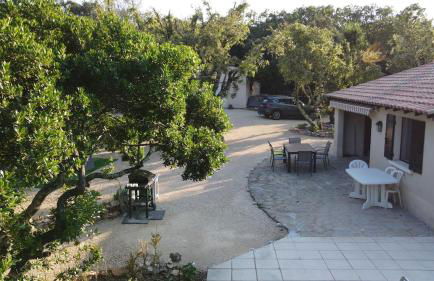 Villa avec piscine sur terrain clôt - Photo 32