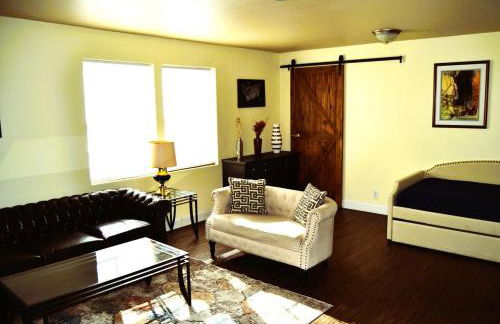 Spacious 5BR 8 Beds Sleeps12 - Foto 12