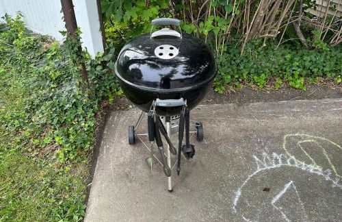 Totally renovated large family getaway! King bed - Foto 20