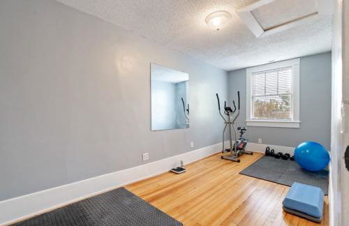 Spacious Homey Stay with Games, Gym, Near Downtown - Foto 30