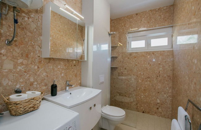 Scenic Sea View Apartment Trogir - Foto 16