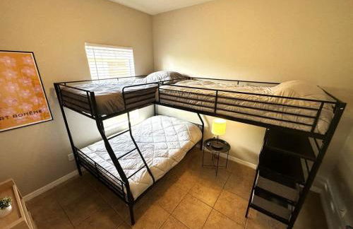 Very Near Disney 3 Bd Condo Walmart 1 min away townhouse - Foto 51