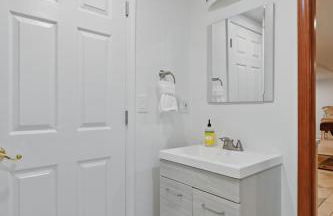 Lake Saint Louis Family Friendly Lakefront Retreat - Foto 36