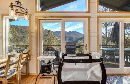 Timber Peak Cabin - Hot Tub BBQ Scenic Views - Foto 13