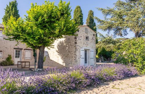 Gîte "La Sainte-Croix", Traditional Provencal House for 8 People, Private Swimming-Pool, Air-Conditioner, Beautiful Scenery - Photo 7