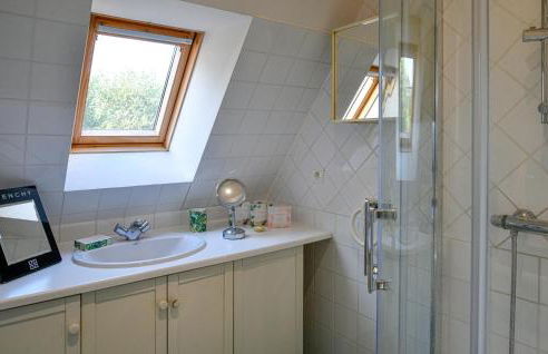 Beautiful Home In Yèvre-La-Ville - Foto 28