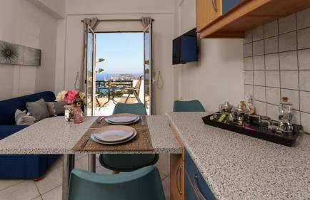 FNK Apartments with Sea View - Photo 10