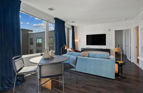 Hyatus Luxury Residences Boston South Bay Designer Collection - Photo 26
