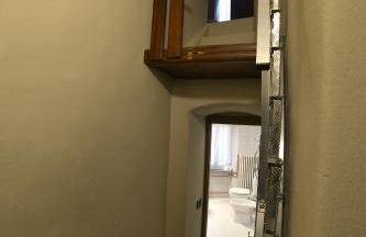 Nick House - Photo 6