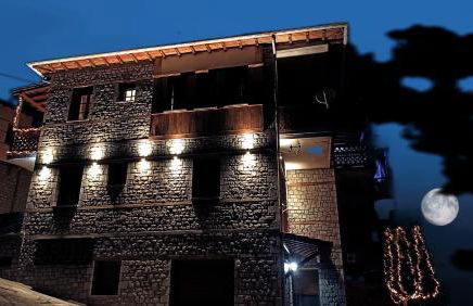 La Petri Studios with Fireplace & View - Foto 27