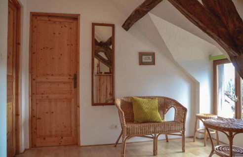 Stunning Home In Parcay Les Pins - Photo 10