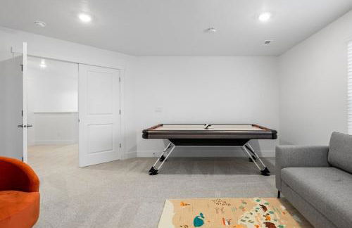 Creswell lane! Where luxury meets entertainment! - Foto 31