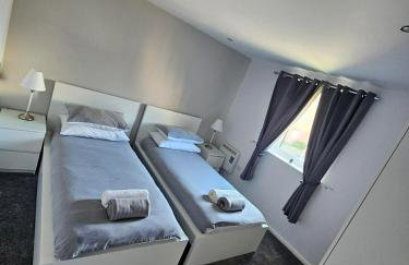 Cosy Panoramic Sea Views with North Dock Balcony - Foto 25