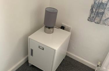 The Snug, ideal for sporting events and city breaks, hidden nook in the Heart of Newcastle, with parking, Wifi, Smart Tv, close to all local travel links - Foto 34