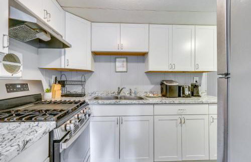 1 Mi to Sands Beach Walkable Island Home with Yard! - Photo 9