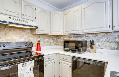 2 Mi to Beach Gem with Enclosed Patio in Selbyville - Foto 10