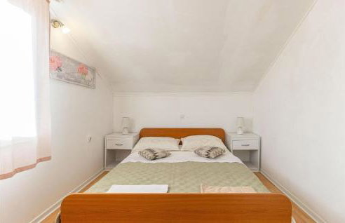 Awesome Home In Dugopolje With Wifi - Foto 39