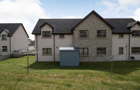 Modern Dornoch Apartment - Photo 22