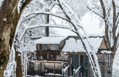 Caboose Tiny Home on river with hot tub near Stowe - Foto 46