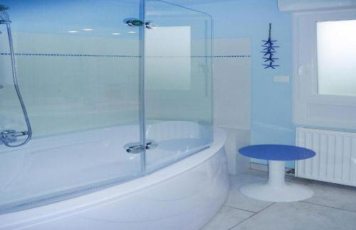 Holiday Home in Brittany Near Sandy Beaches - Foto 28