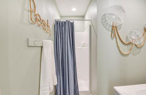 Indoor Recreation Room at Skiatook Vacation Rental - Foto 9