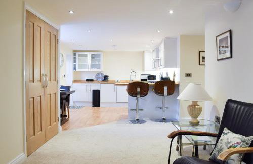 The Hideaway - Photo 4