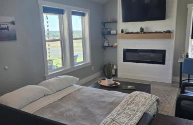 New Lux Cottage by Lake, King bed, Full Kit, Wi-Fi - Foto 38