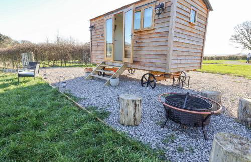 Cariad Bach - Photo 1