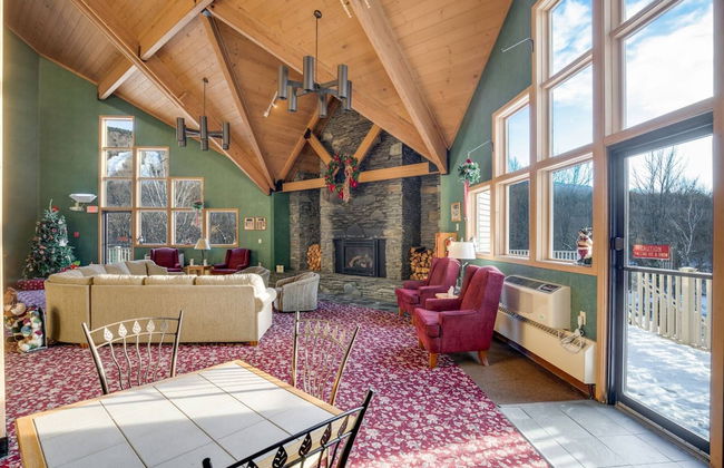 Loon Escape - Photo 20