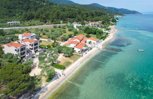 Villa Teresa Luxury Suites - Photo 8