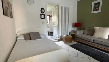 LA TANA Guest House - Photo 2