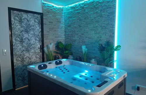 Évasion romantique avec jacuzzi intérieur - Foto 27