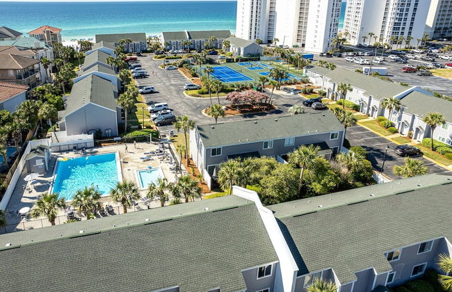 Southbay 55 is 2 Bedroom on the lake with short walk to beach by RedAwning - Foto 65