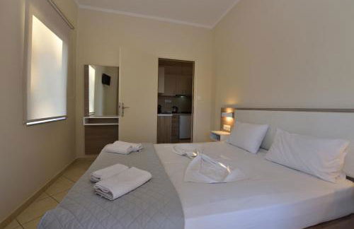 Flisvos Rooms - Photo 63