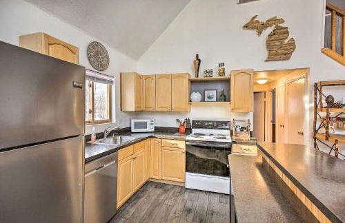 Lakes of the North Home on Snowmobile and ATV Trail! - Foto 7