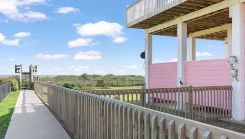 Beach Front Cottage with Beautiful Ocean Views! - Foto 5