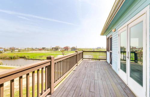 Canal-Front Coastal Getaway in Gilchrist with Deck - Foto 29