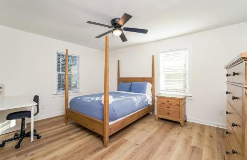 Queens Quarters at Ardmore A Historic 6BR Estate - Photo 11