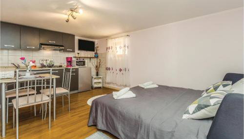 0-Bedroom Apartment In Radmani - Foto 2