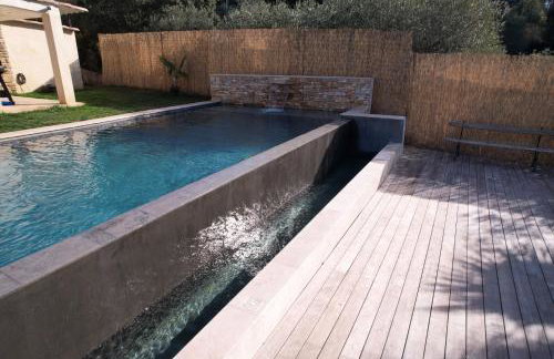 Slpendid villa with heated pool and Jacuzzi for 12 people in Saint-chamas - Foto 44